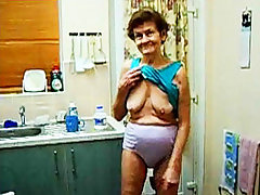 Granny Whore Shows Wrinkled Ass And .. whore pussy posing