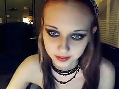 Skinny emo slut having webcam funporn