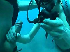 Under Water Sex pussy  