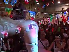 Latina stripper with an impressive magic trick - Latin-Hot