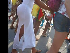 Nice white butt in carnaval   YES or NOT