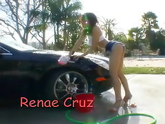 Renae Cruz Wants 