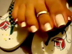 FF Flip flop and Toe Ring 