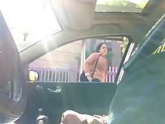 Flashing from the car 
