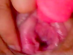 look closely into mature pussy in masturbation