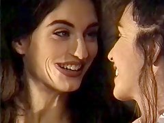 Two lesbo brunettes eat and finger pussy 