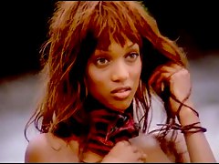 Tyra Banks - Supermodels in The Rainforest 
