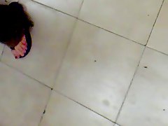 feet in market 