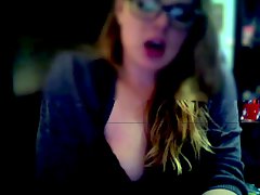 Girl masturbating on webcam 