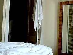 Hotel Maid Flash - uflashtv com 