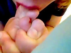Self Toe Sucking on Webcam 