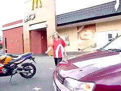 Sex bei McDonalds Einmal das Fickmenu bitte 