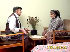 Mature Turkish couple having s