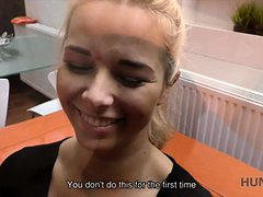 HUNT K Blonde stops fighting with BF because 