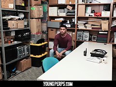 YoungPerps - Hot Black Security Officer Pounds A 