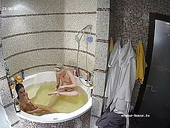 badkamer tongzoenen douchen