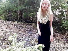 solo meisje zelfgemaakt dildo forest openbare sex
