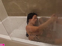 BIG TIT MILF Bathing and Cumming in Bath – Melody Radford