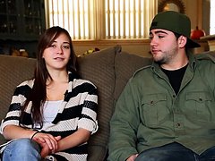Amateur teen couple wants a HQ sex tape