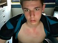 Twink shows smooth chest during webcam chat