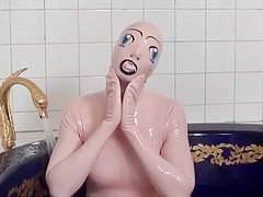 naß werden jacuzzi fetish bathroom latex