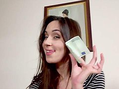 Skinny babe gets cash for a whole porn 