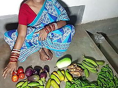 Indian Vegetables Selling Girl Has Hard Public Sex With Uncle