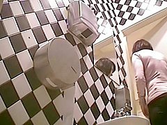 toilet spiate delizia nascosta pipì