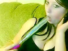 Beautiful girlfriend is masturbating on the webcam 