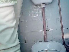 morettina rasata gnocca toilet delizia