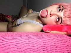Hot amateur webcam teen masturbates for their 