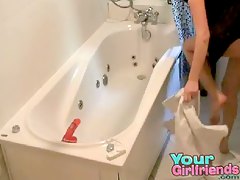 Horny babe playing pussy in the tub cau